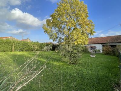 Stone House - 10 Km From St-jean-d\'angely