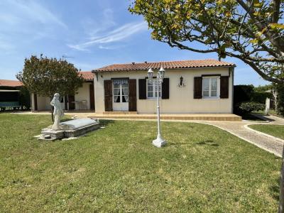 Village House - Between St-jean-d\'angely & Saintes