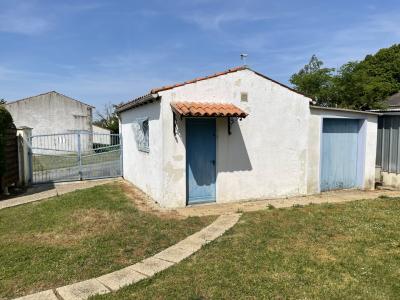 Village House - Between St-jean-d\'angely & Saintes