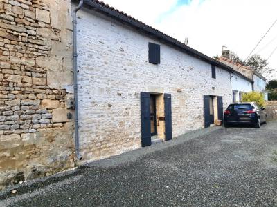 Stone House - Saint-porchaire