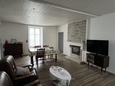 Village House - 10 Km From St-jean-d\'angely