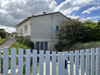 House - Between St-jean-d\'angely & Rochefort