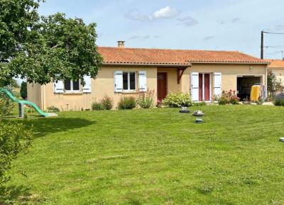 &#8364;149800 - Bungalow 4 Bedrooms Near Ruffec