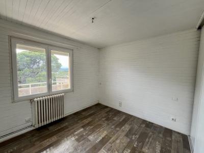 5-room Apartment With Balcony, Cellar And Parking