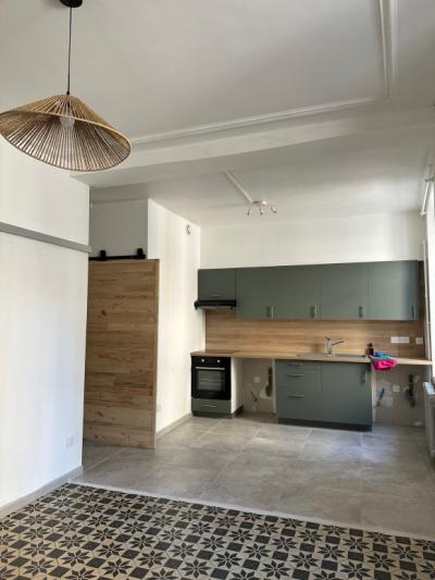 Magnificent 1 Bedroom Apartment Renovated On The Ground Floor