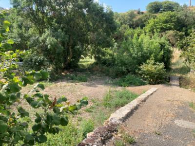Aragon, Village House With Garage, Garden, Summer Kitchen, Convertible Attic.