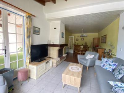 Pieusse - Villa On 374 M2 Of Land