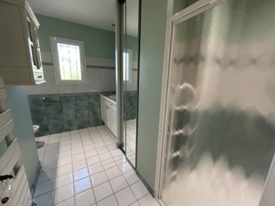 Near Limoux - Single-story Villa And Building With Hangar And Rented Apartment