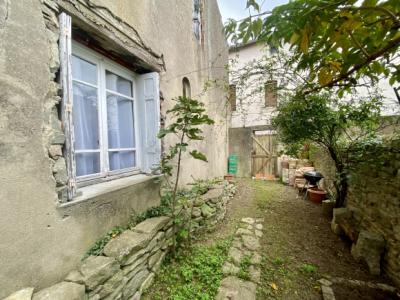 5 Minutes North Of Carcassonne, 207 M2 Village House With Courtyard And Small Garden