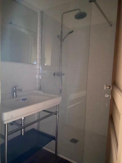 Spacious T3 In Renovated Bourgeois Building With Large Terrace
