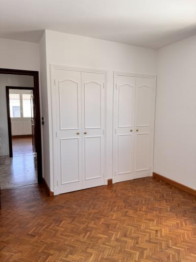 Very Beautiful Renovated 5-room House With Large Terrace, Garden And Garage