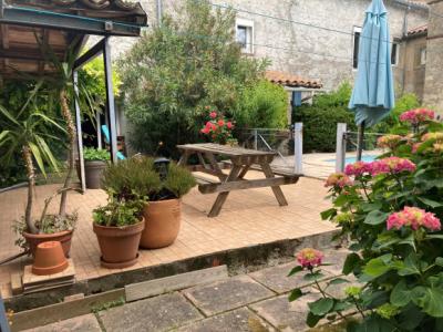 Carcassonne, Renovated 160m2 House With Outbuildings, Courtyard, Terraces, Garden And Swimming Pool