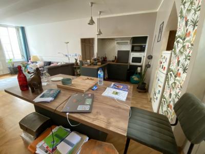 Limoux, Downtown, Apartment T3 In Perfect Condition