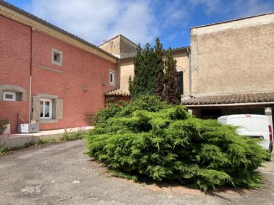 Carcassonne, Renovated 160m2 House With Outbuildings, Courtyard, Terraces, Garden And Swimming Pool