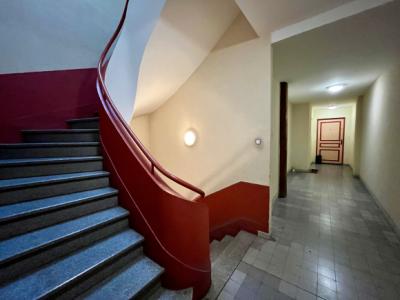 Bastide: 103 M2 4-room Apartment With No Overlooked Views