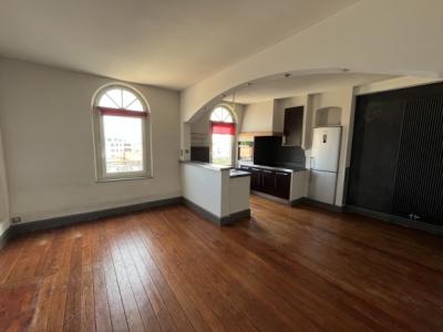 Carcassonne Gambetta: 2-bedroom Apartment In A Character Building