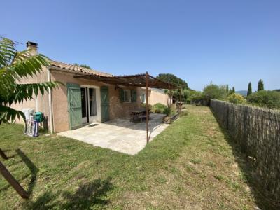 Ideally Located House In Limoux - Dominant View, Well-kept Exteriors, Quality Services