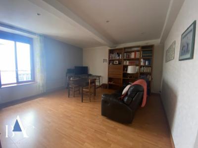 Limoux Centre- Spacious Renovated Town House With Workshop And Shed. 117m2 Of Living Space. Low Prop