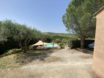 Ideally Located House In Limoux - Dominant View, Well-kept Exteriors, Quality Services