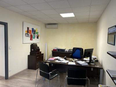 Commercial - 0 M2 - 0 Room