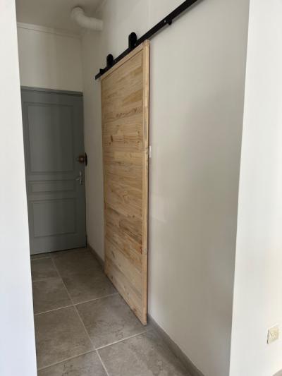 Magnificent 1 Bedroom Apartment Renovated On The Ground Floor