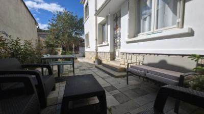 Limoux - A Stone\'s Throw From The Town Centre - Solid 5-room Villa On 416m2 Of Land With Well