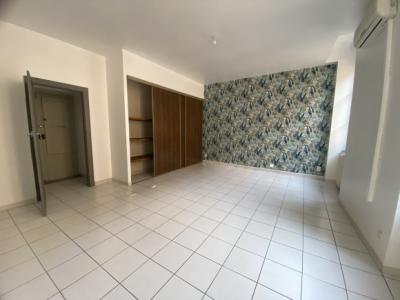 Limoux City Center - Apartment With Elevator 122 M2