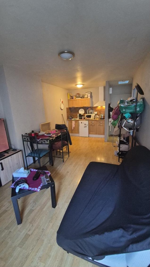 Furnished 2-room Apartment On The 3rd And Top Floor