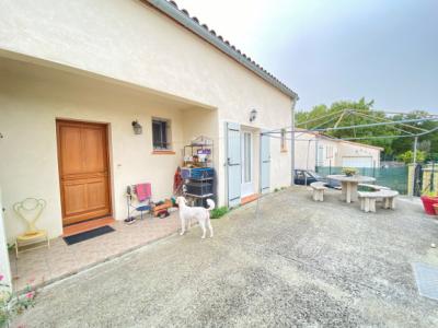 3 Km From Limoux - T4 Villa Rented With Enclosed Garden.