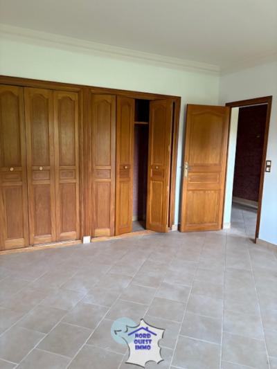 Pavilon De 1990 1991 De 230 M2 Habitable | Nord Ouest Immo