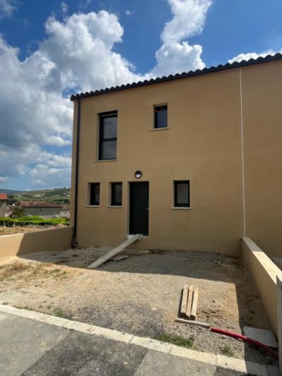 2 New T4 Semi-detached Houses To Be Made New With Front Door And Terrace