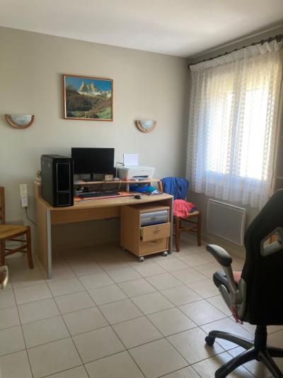 Carcassonne-limoux Axis, 4-bedroom Villa, Swimming Pool, Garage And Terraces.