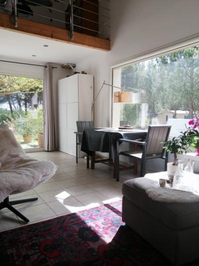 Gruissan, 3km From The Beaches, Renovated Character House With 5 Bedrooms, On A 2.5 Hectare Park, Wi