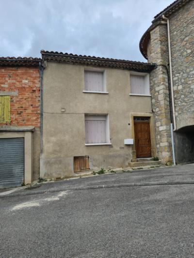 Donazac Village House T4 With Small Courtyard