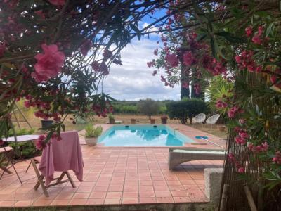 Gruissan, 3km From The Beaches, Renovated Character House With 5 Bedrooms, On A 2.5 Hectare Park, Wi