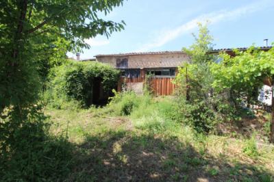 10km From Limoux, Large Garage, Large Garden, T3 Apartment + Apartment To Renovate