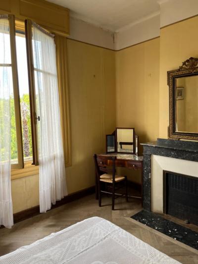 Exclusive - House With Great Potential And Garden In The Center Of Couiza