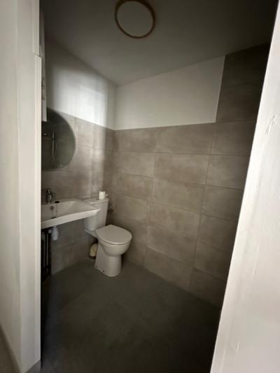 Magnificent 1 Bedroom Apartment Renovated On The Ground Floor
