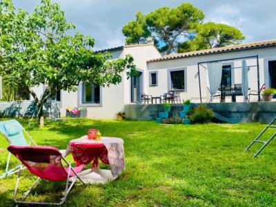 Minervois: Charming T5 Villa Of 138 M2 With Garden Of 1400 M2