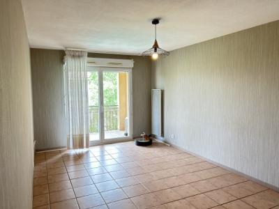Carcassonne - Standing T2 - Unfurnished - Terrace - Covered Parking - Swimming Pool
