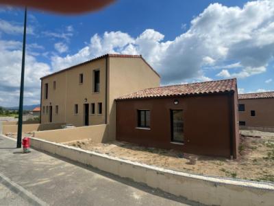2 New T4 Semi-detached Houses To Be Made New With Front Door And Terrace