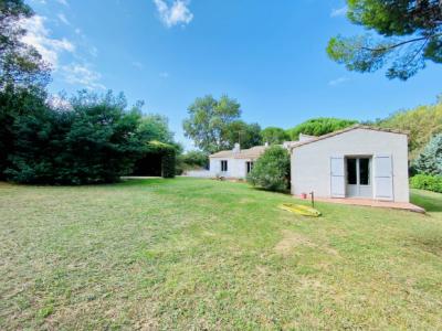 5 Minutes From Castelnaudary, Magnificent 154 M2 Pp Villa + 38 M2 Studio On 6180 M2 Of Land