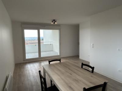 Castelnaudary - New - Furnished 3-room Apartment - 2 Parking Spaces - Terrace