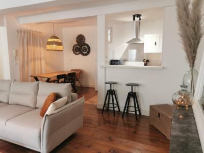 Carcassonne/bastide: Apartment Type 3