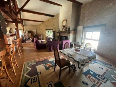 Donazac - Former Stable Converted Into A Loft With Adjoining Garden