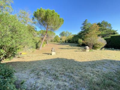 Limoux, Villa On 5000m2 Of Land Near Town Center