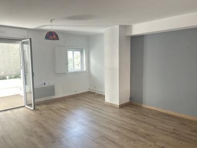 Palais District - Large Terrace - Parking Space