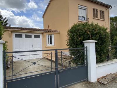 Limoux, In Sought-after Area Close To Amenities, Villa In Good Condition, Traditional Construction