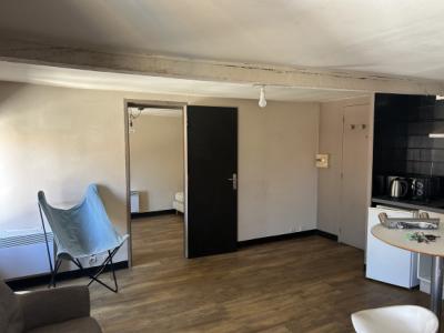 City Center - Furnished 1-bedroom Apartment - Easy Parking