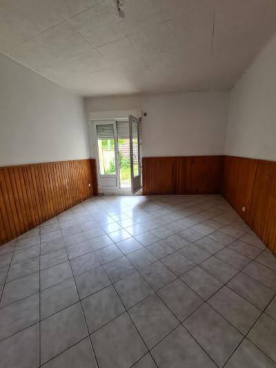 Donazac Village House T4 With Small Courtyard